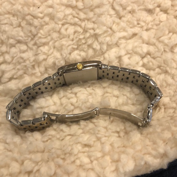 Watch - Picture 2 of 4